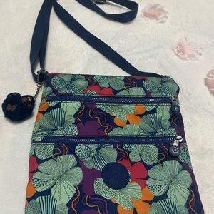 Kipling floral crossbody